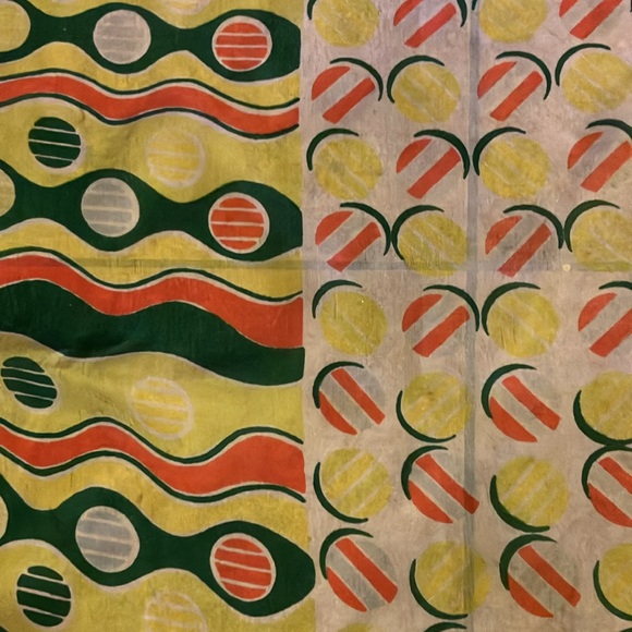 Gorgeous, green vintage scarf. - Picture 4 of 6